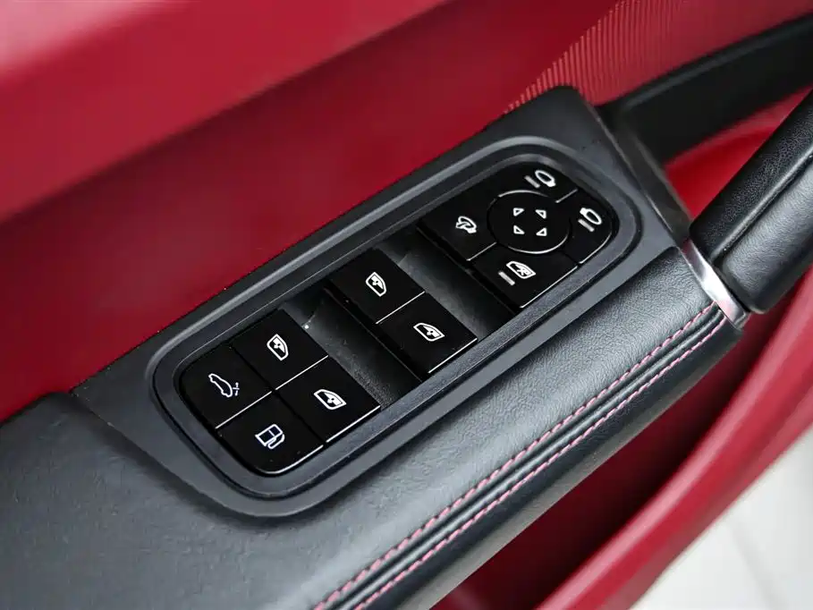 Porsche Cayenne New Energy 2023 Cayenne E-Hybrid 2.0T фото 24