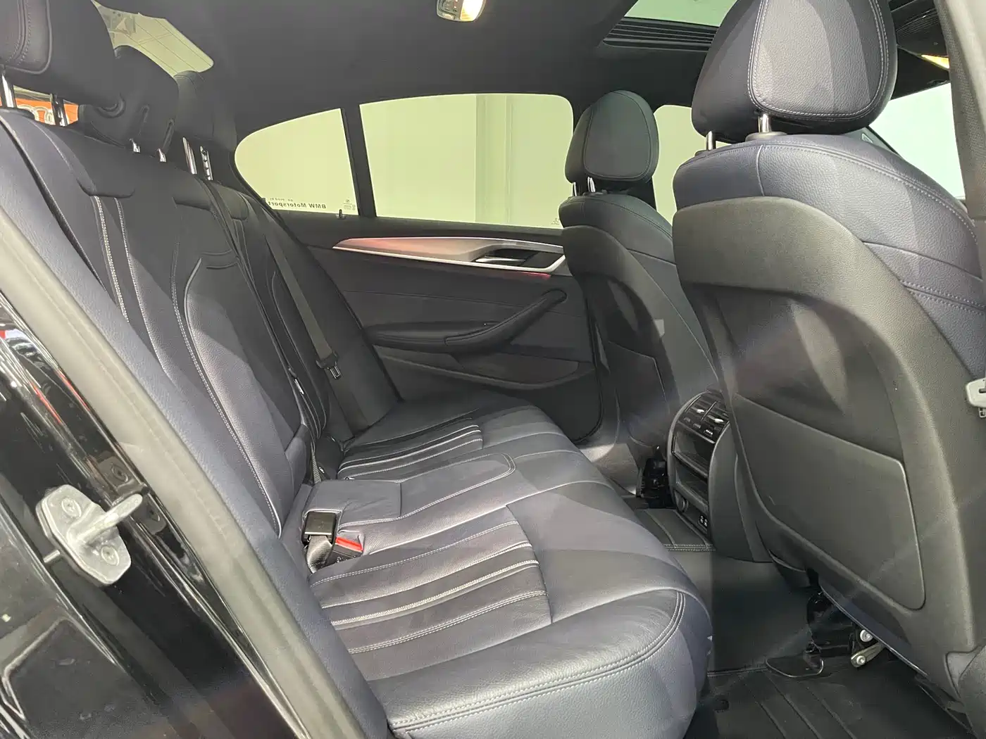 BMW 5 Series (Import) 2020 Model 525i M Sport Package фото 15
