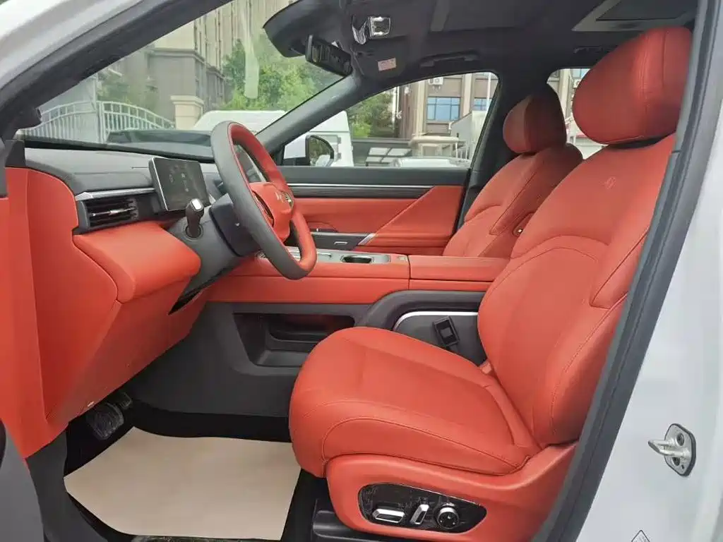 Dongfeng Yipai eπ008 2024 2024 636Max Pure Electric 6-Seater