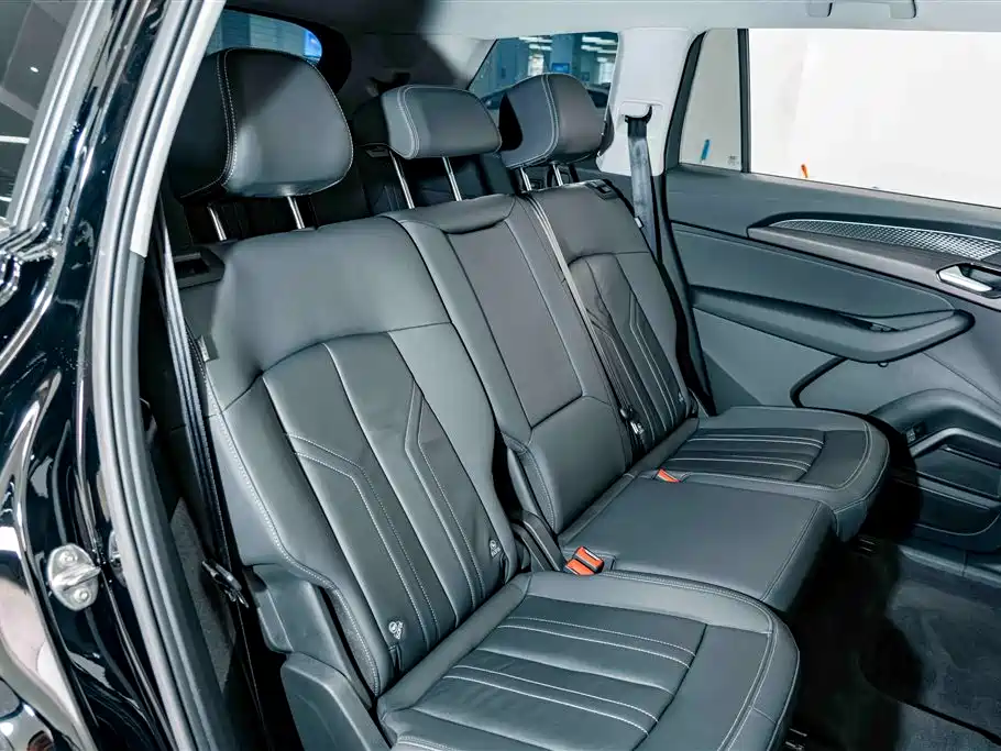 Audi Q6 2025 2024 40 TFSI quattro Cloud View Yulin Package 7-seater