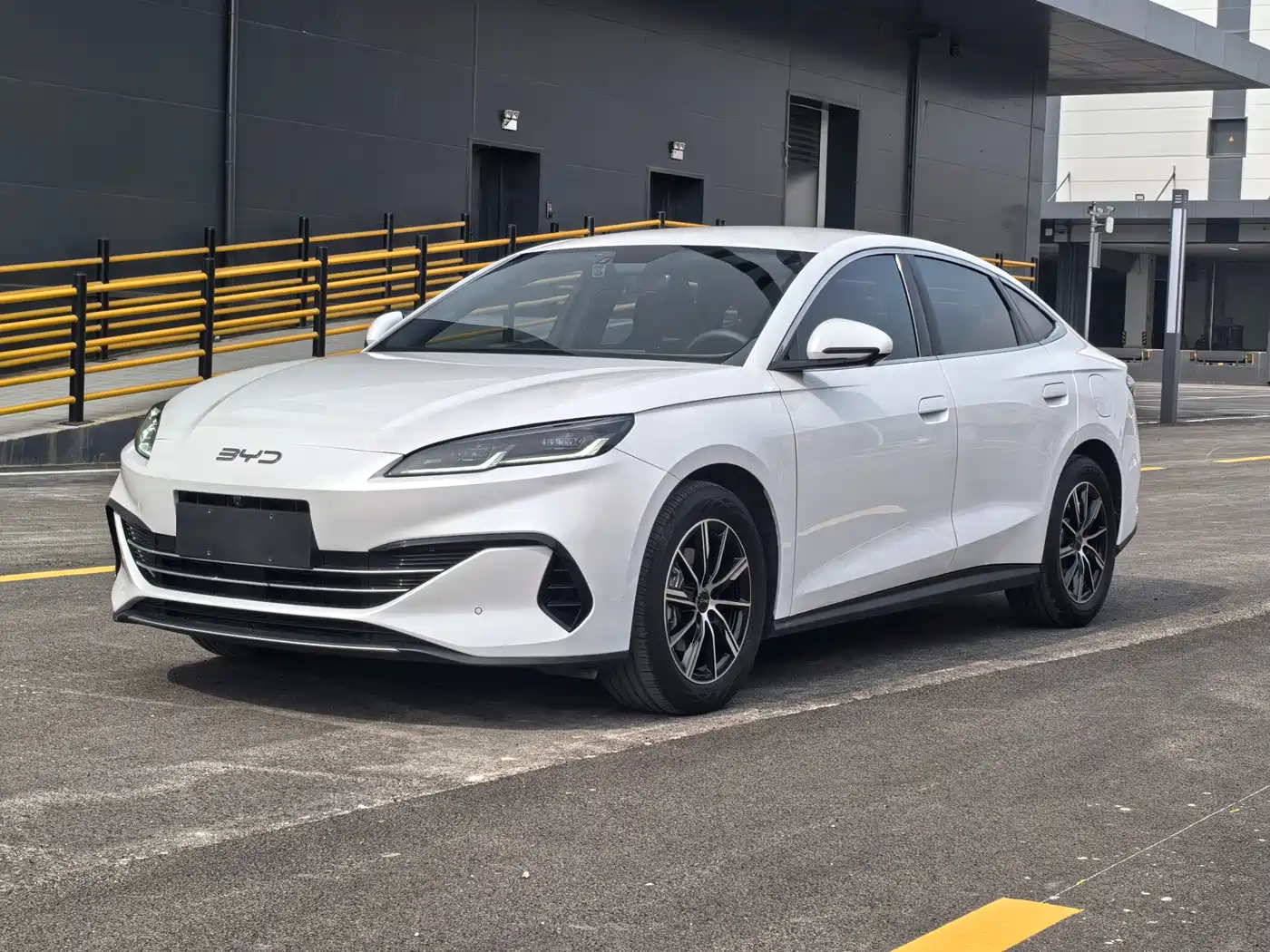 BYD SEAL 06 NEW ENERGY