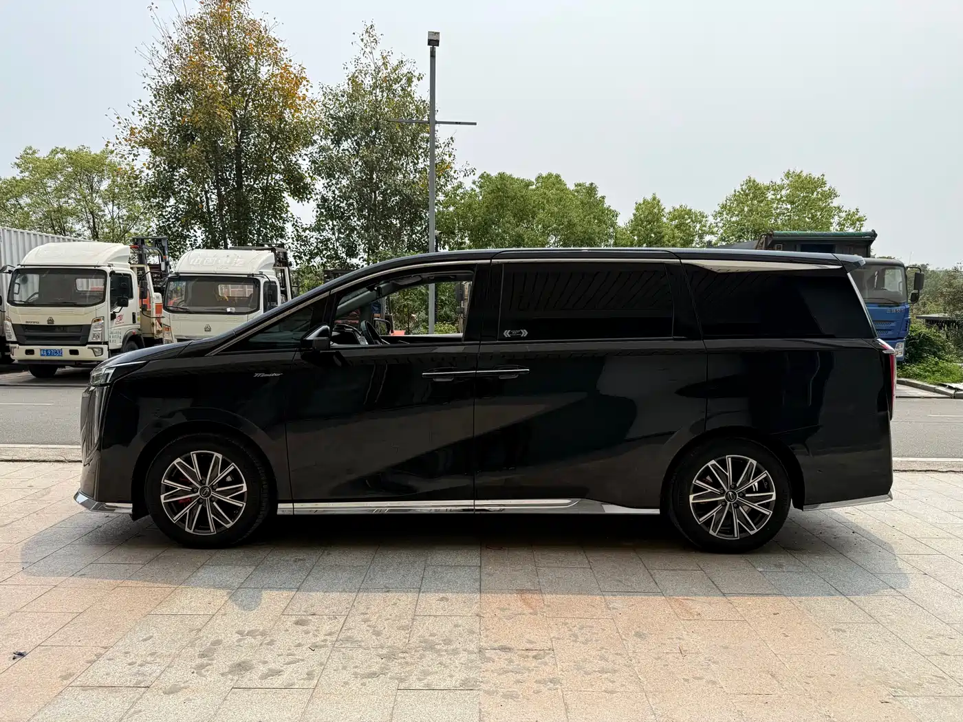 GAC TRUMPCHI TRUMPCHI M8