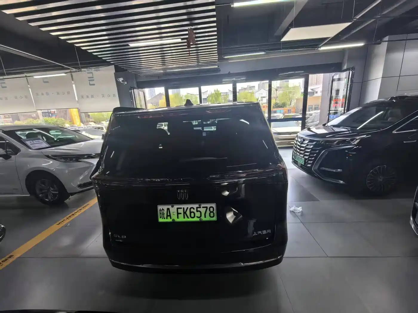 BUICK GL8 NEW ENERGY