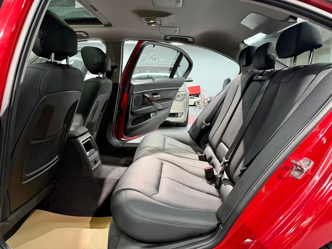 BMW 3 Series 2012 2013 320Li Fashion Model