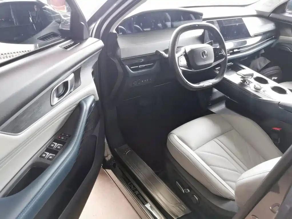 Changan UNI-K iDD 2023 2023 Smart Electric iDD 1.5T 135km Smart Fun Edition