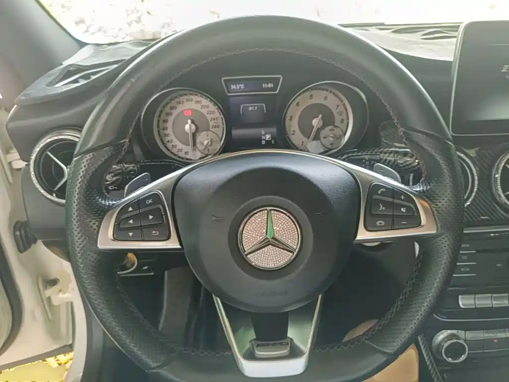 Mercedes-Benz CLA (Import) 2015 2015 CLA 220 4MATIC
