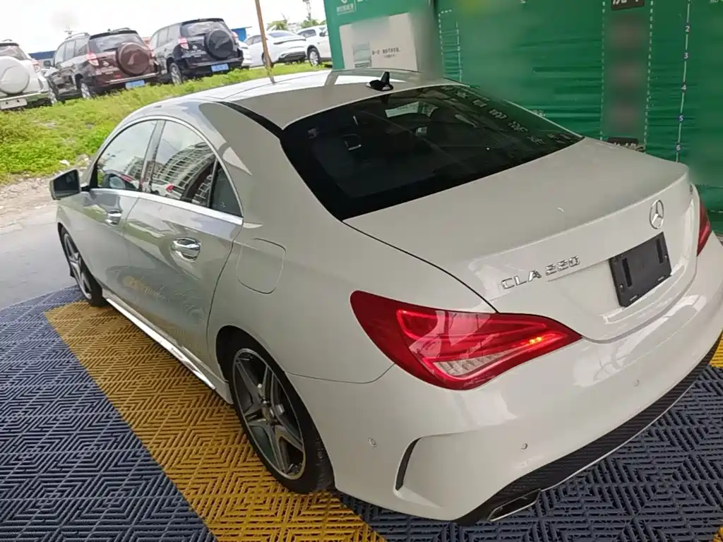 Mercedes-Benz CLA (Import) 2015 2015 CLA 220 4MATIC
