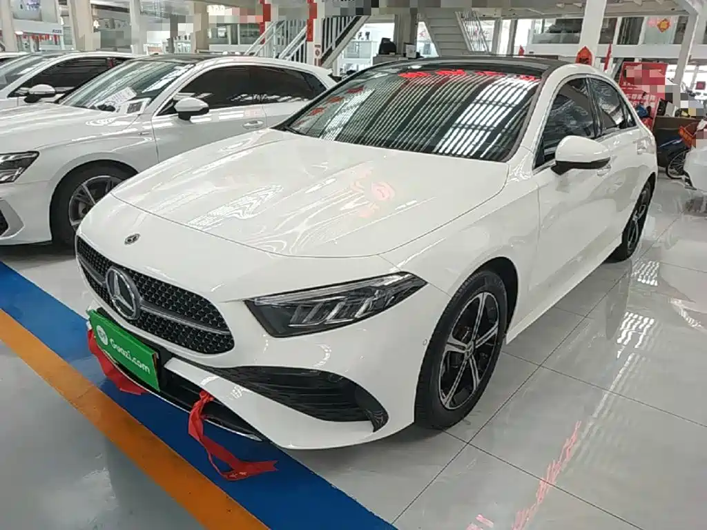Mercedes-Benz A-Class 2025 2025 A 200 L Fashion Edition