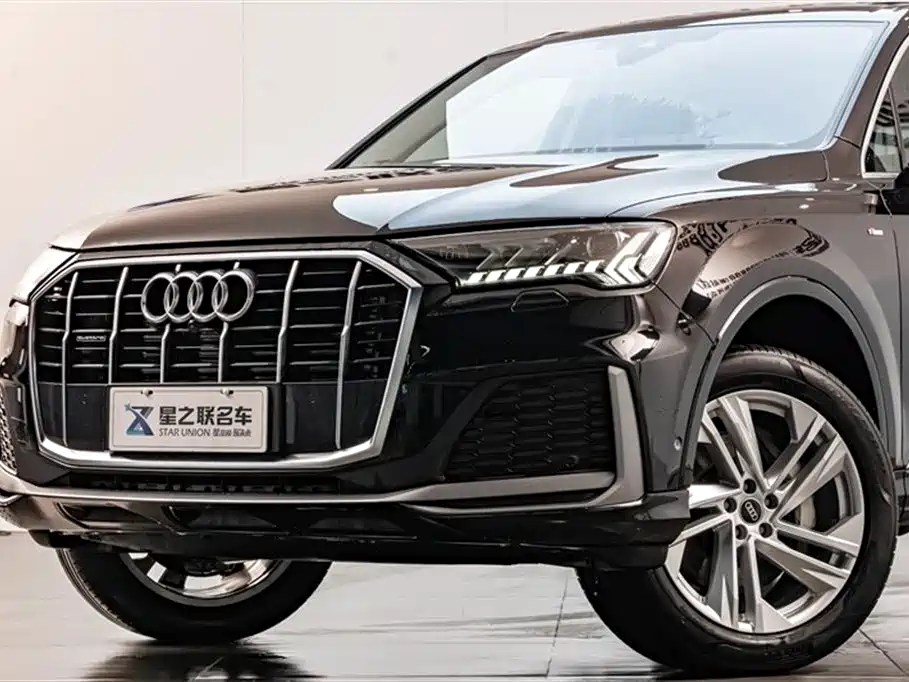Audi Q7 2023 45 TFSI quattro S line Sport фото 2