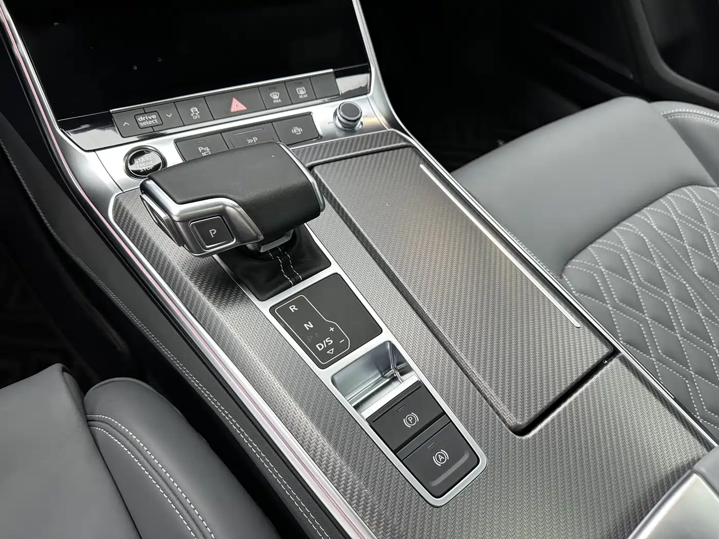 Audi A7L 2025 2024 45 TFSI quattro RS Kit Racing Edition