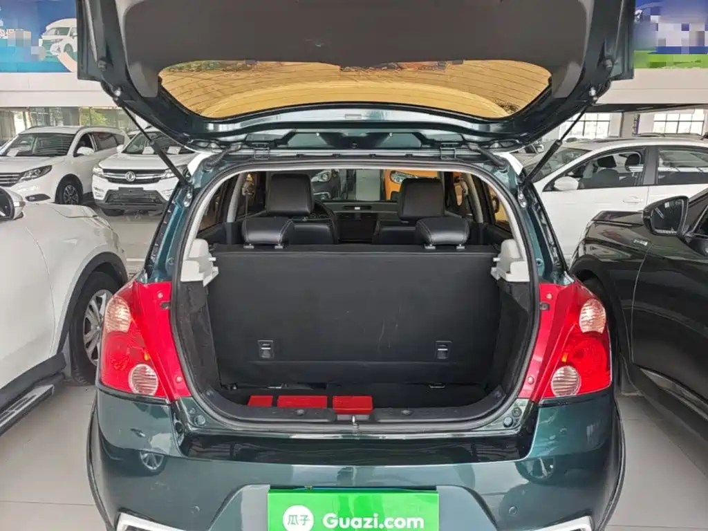 Suzuki Swift 2017 2016 1.5L Automatic Fashion Cool Edition