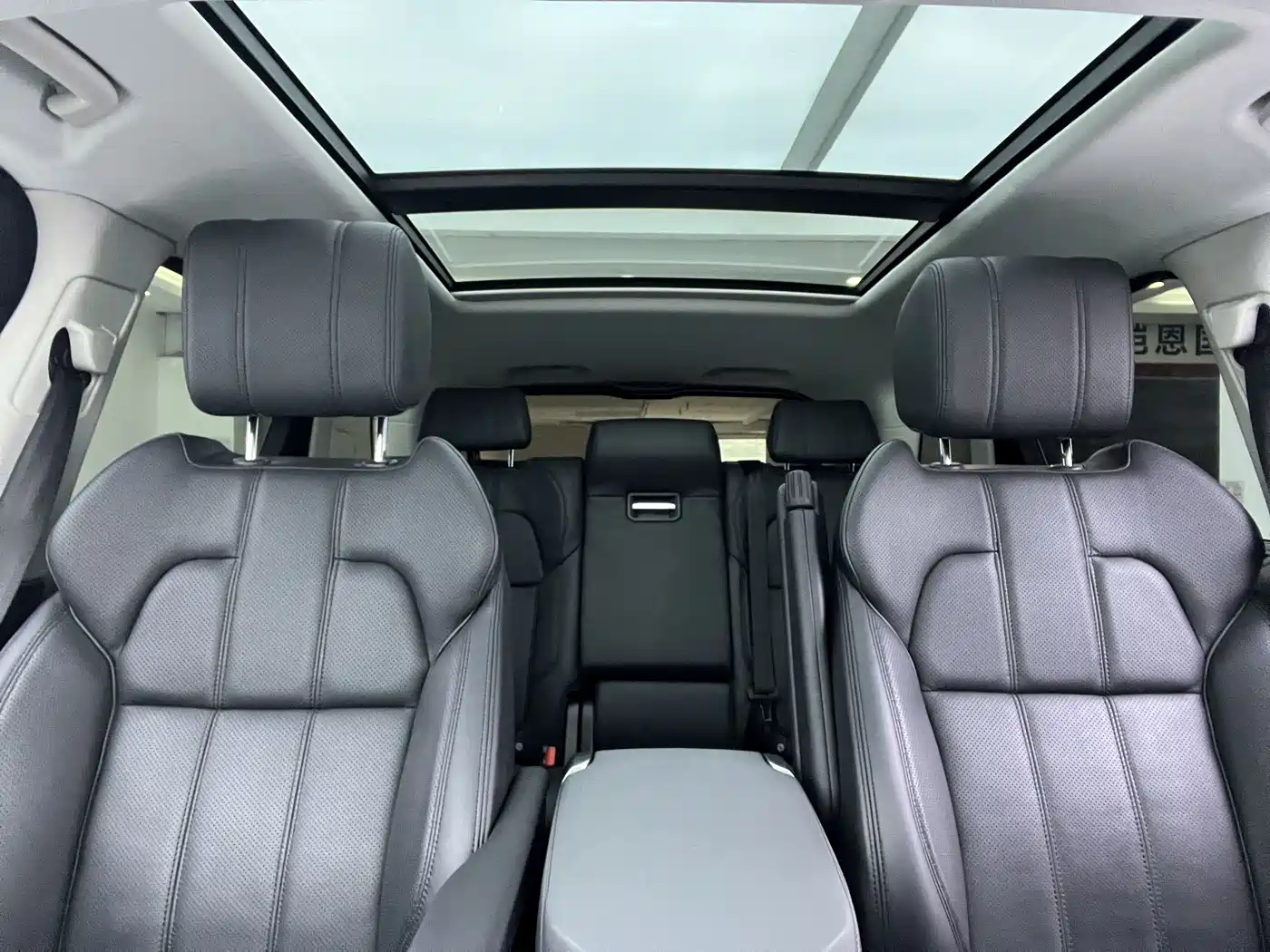 Land Rover Range Rover Sport 2015 3.0 SC V6 HSE фото 19