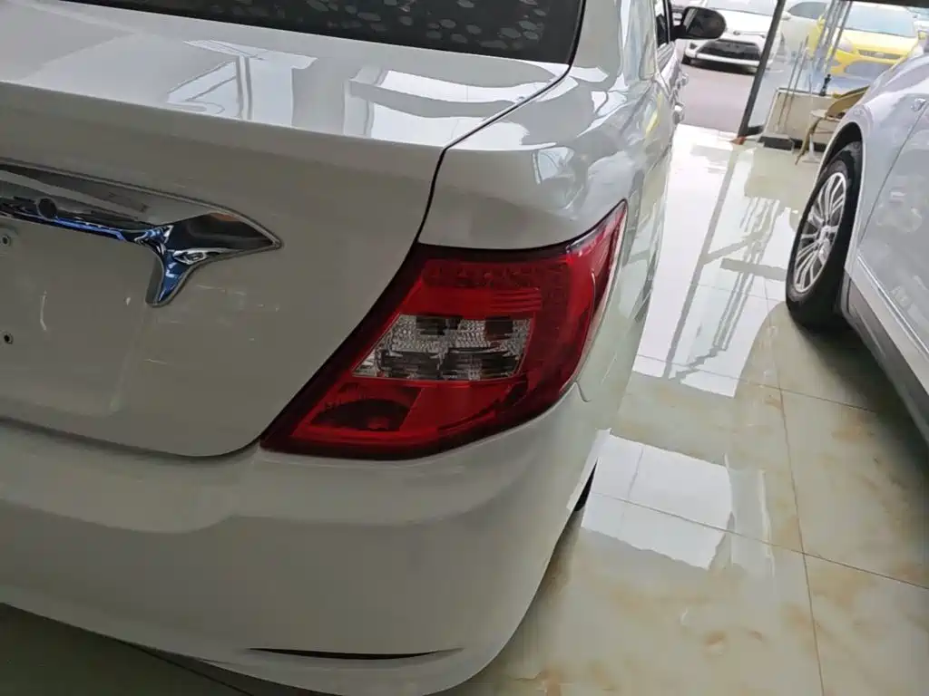 Фото 8 - BYD F3