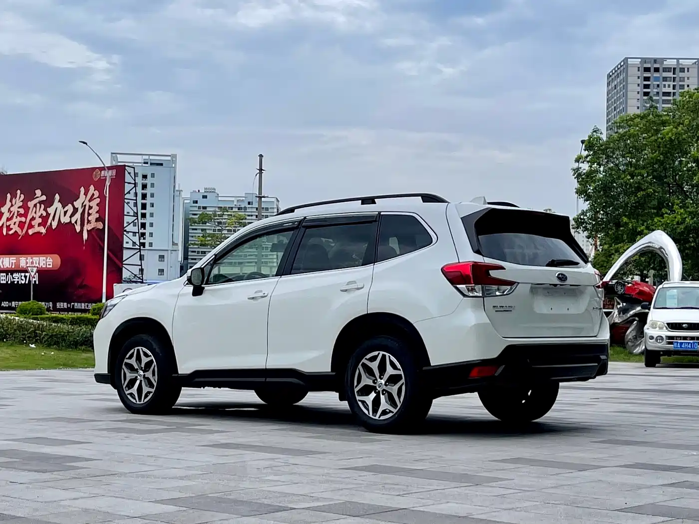 SUBARU FORESTER