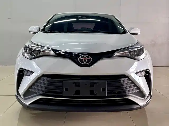 Toyota IZOA 2021 2.0L Yixiang Edition