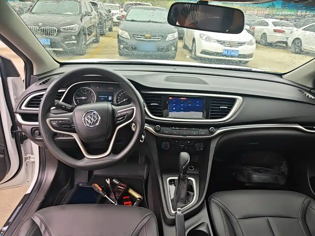 Фото 10 - Buick Excelle