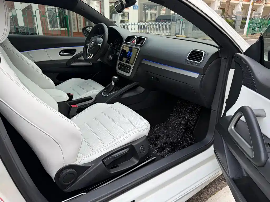 Volkswagen Scirocco 2011 2011 1.4TSI Comfort