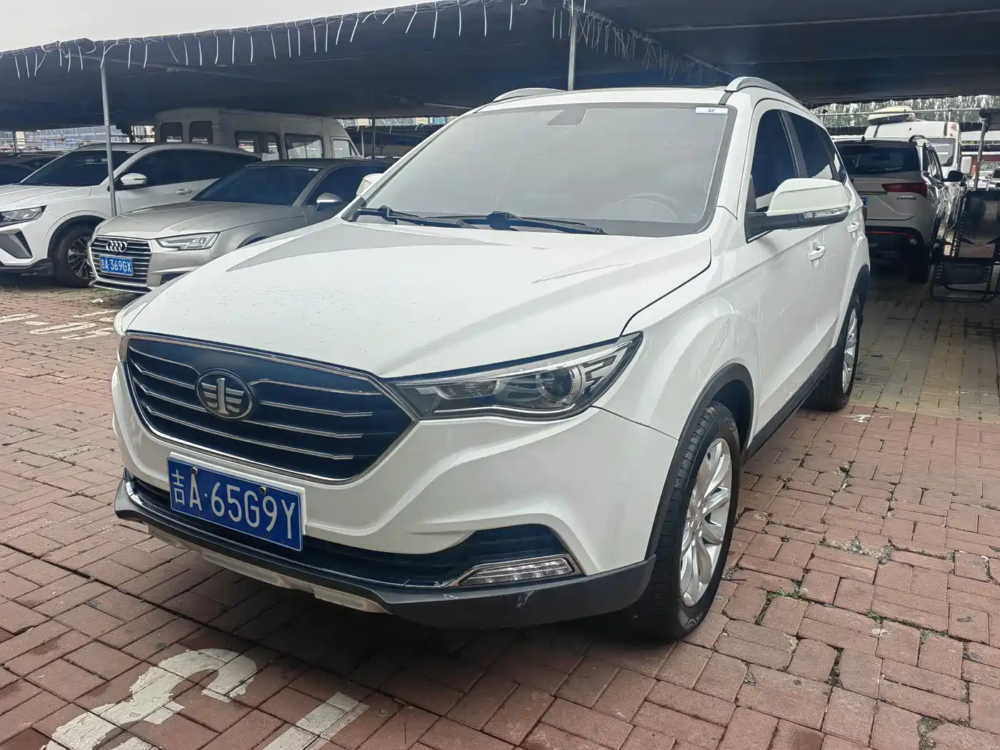 Besturn X40 2019 1.6L Automatic Luxury China VI