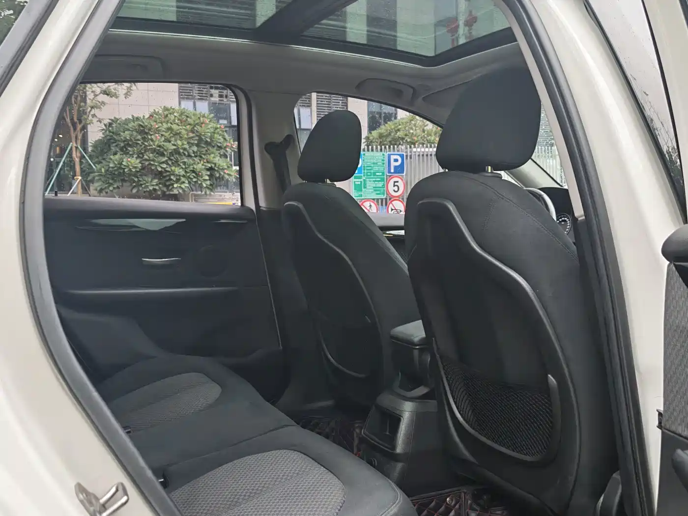 BMW 2 Series Touring 2019 2018 218i Sport Line