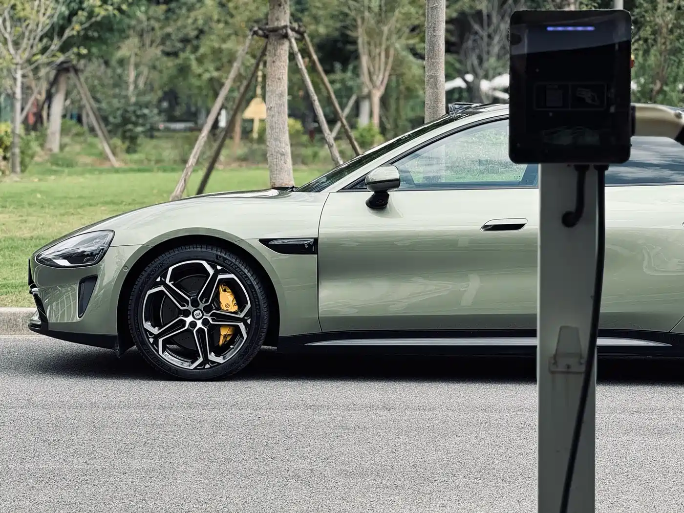 XIAOMI CAR XIAOMI SU7