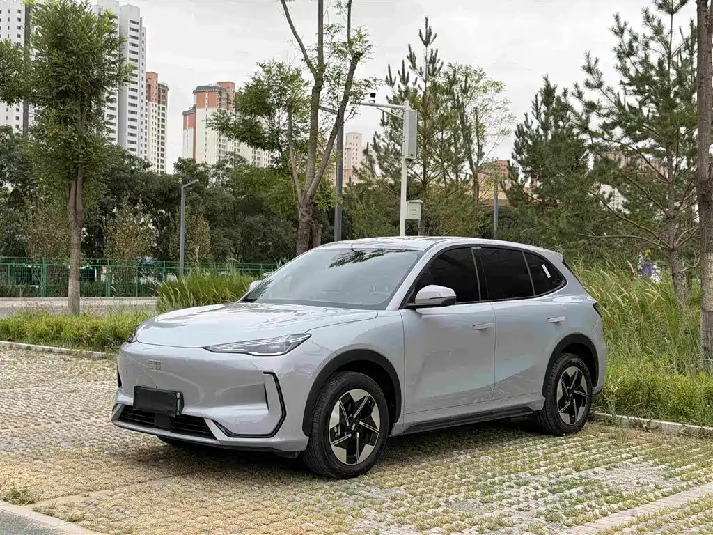 Geely Galaxy Galaxy E5 2026 2026 530km Voyager Edition