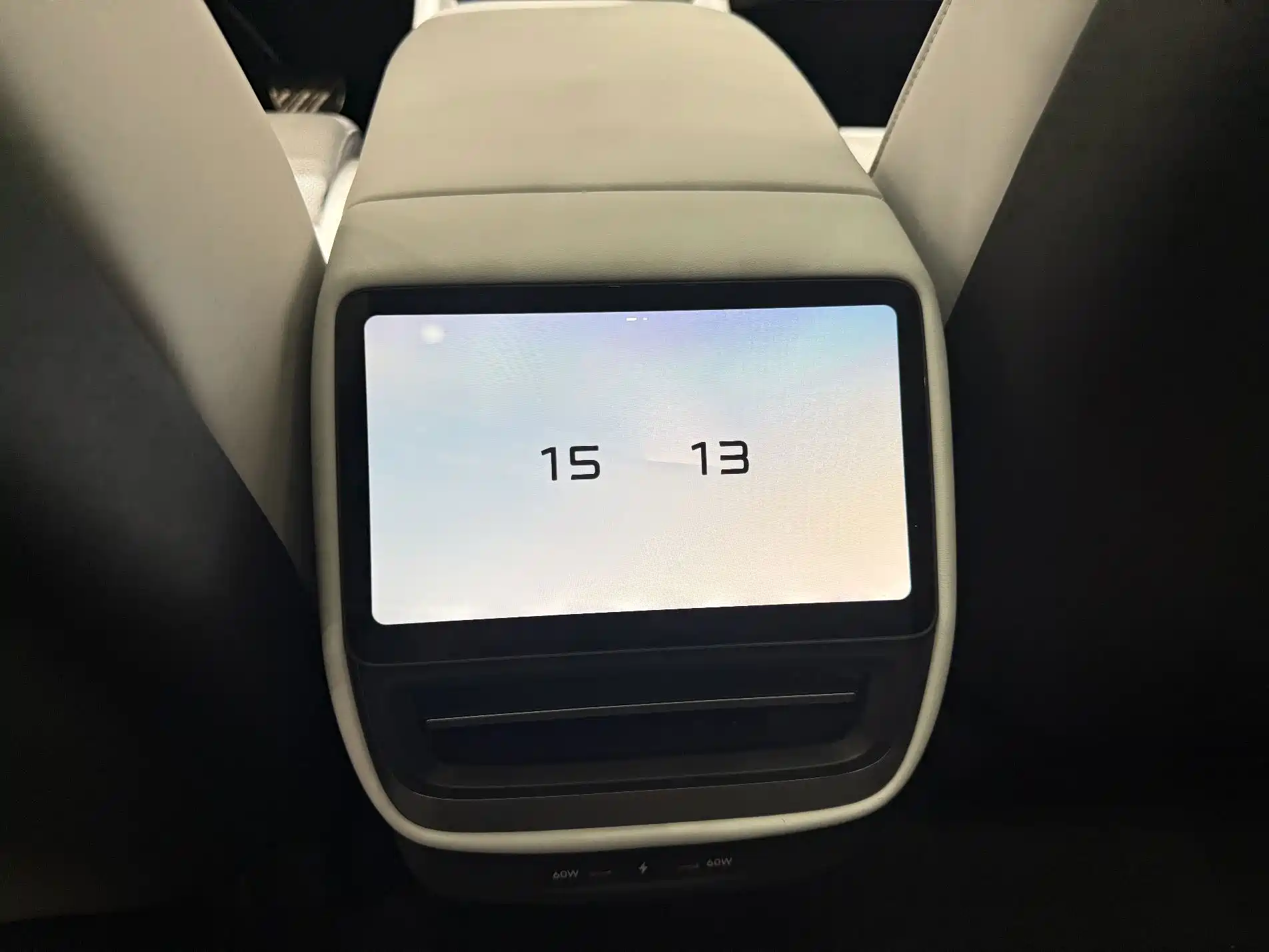 Фото 9 - XPeng P7