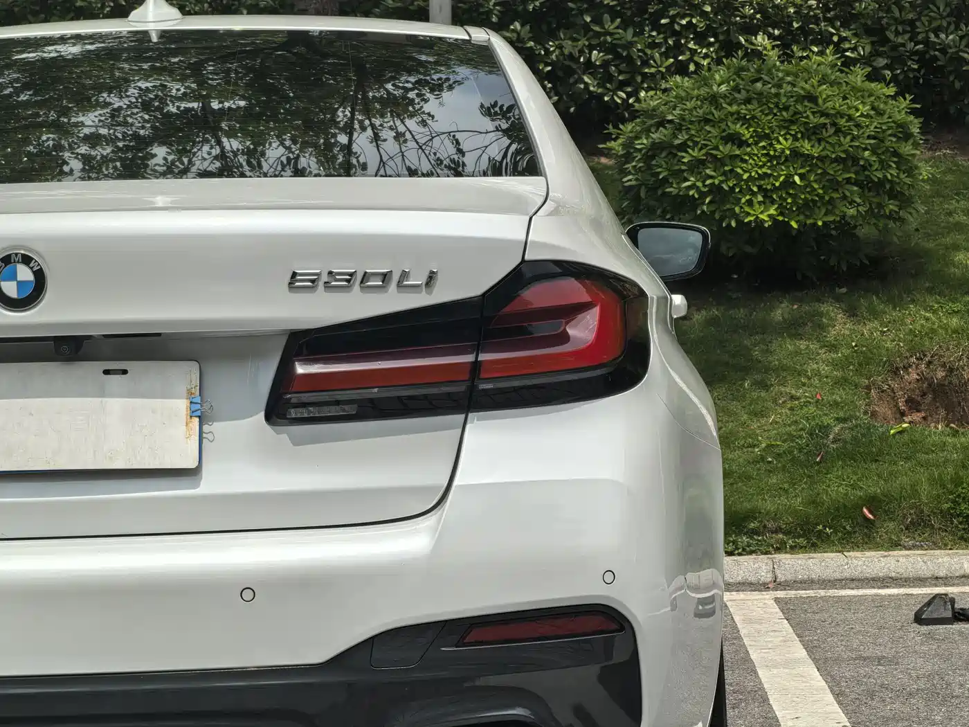 BMW 5 Series 2023 530Li Leading M Sport Package фото 7