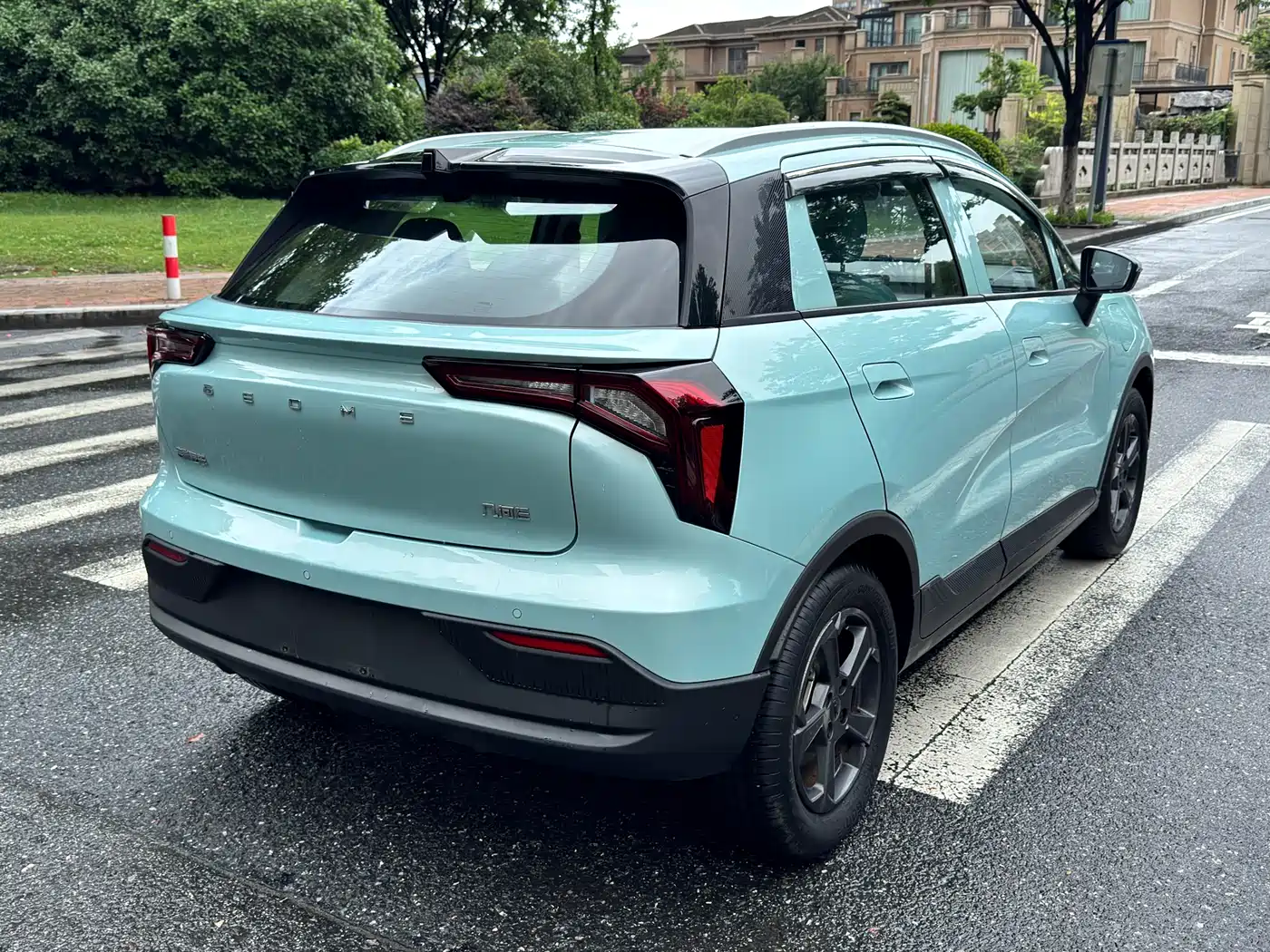 Geely Geometry E Firefly 2024 2023 401KM Linglong Tiger 5-Seater