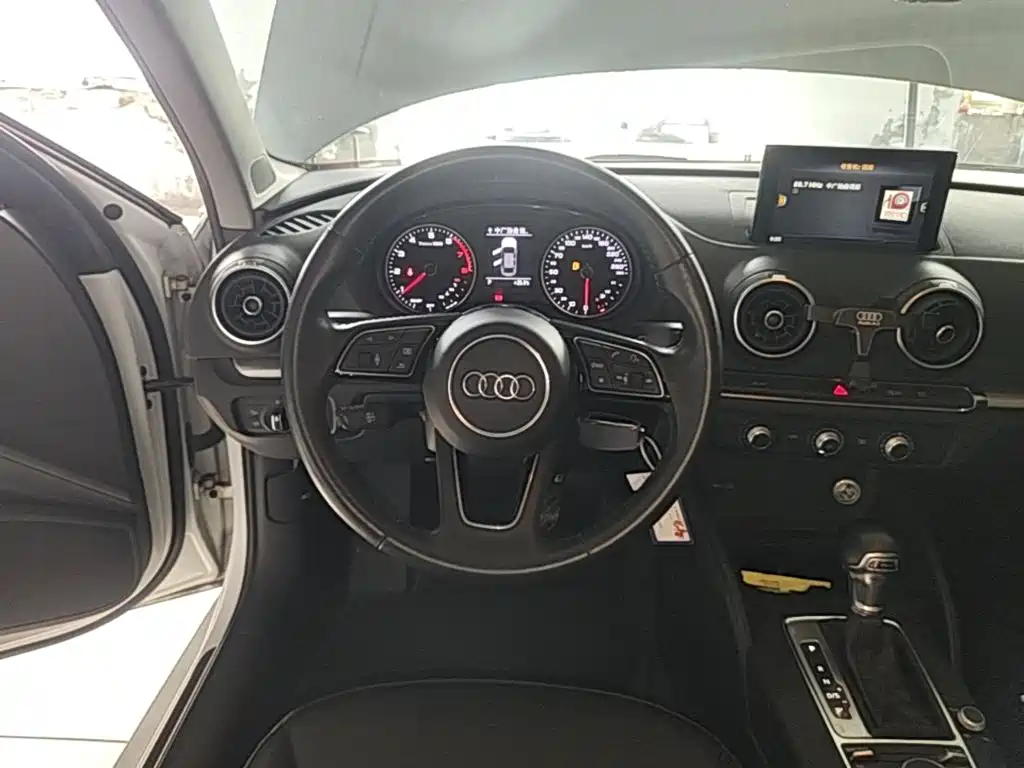 Фото 11 - Audi A3