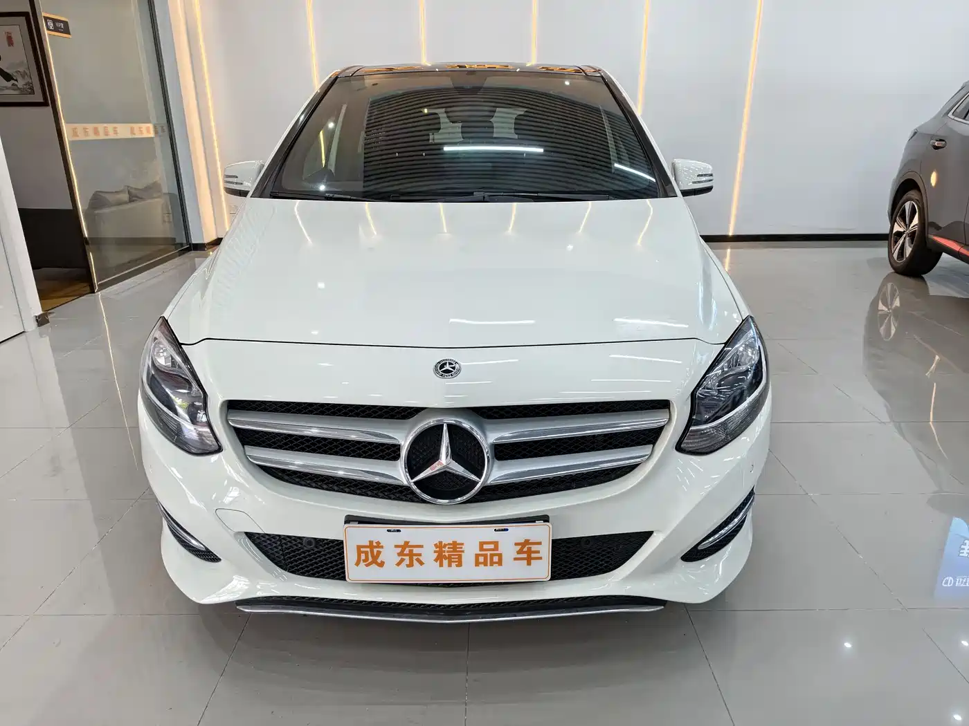 Mercedes-Benz B-Class 2018 B 200 Sport фото 2