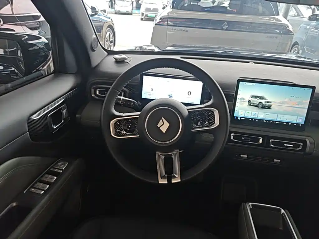 Baojun Yueye Plus 2024 2024 Smart Premium 4-Seater
