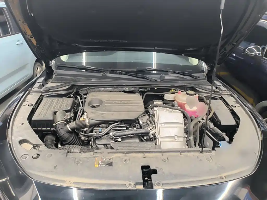 Roewe D7 2024 2023 DMH 125km Beyond Edition