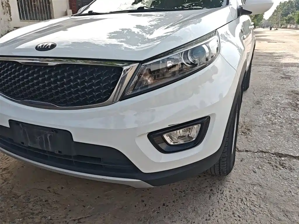 Kia Sportage 2015 2.0L Automatic 2WD GL фото 24