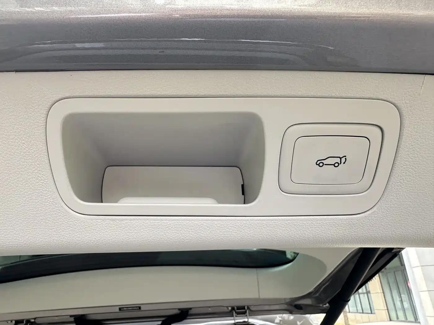 Roewe iMAX8 EV 2024 2025 1.5T DMH Land Luxury Edition