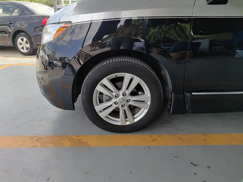 Nissan Quest 2017 2015 3.5L SL