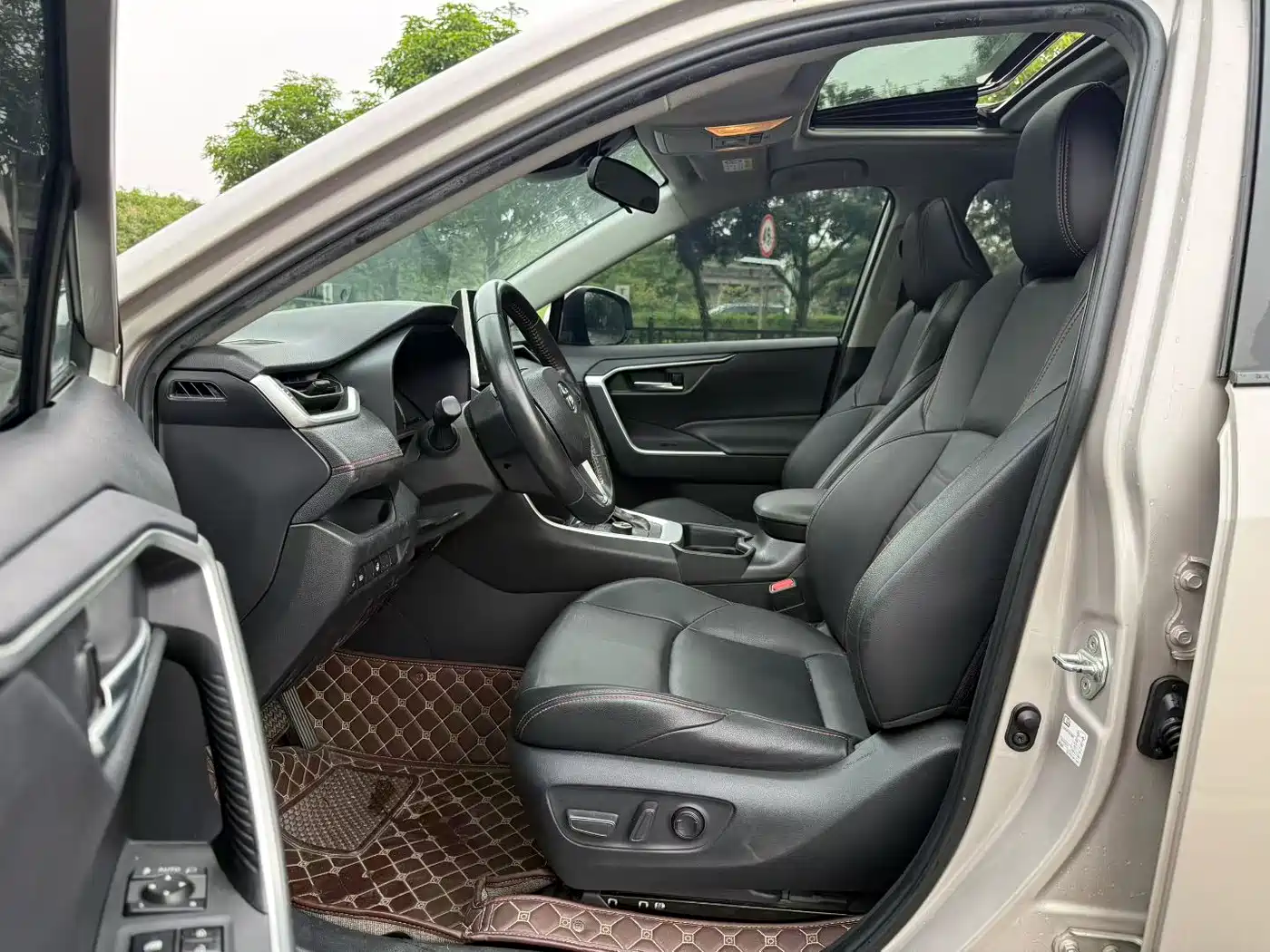 Toyota Wildlander New Energy 2022 2021 High Performance 2.5L 2WD Power Edition