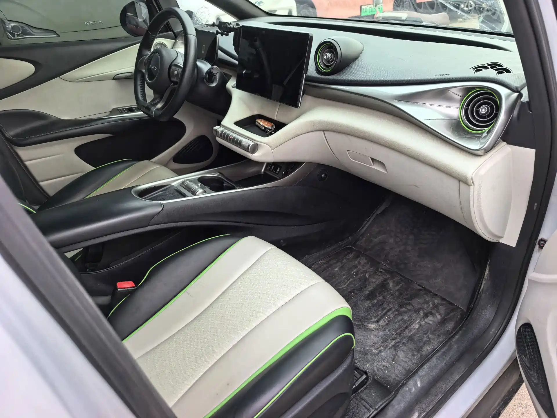Фото 9 - BYD Dolphin