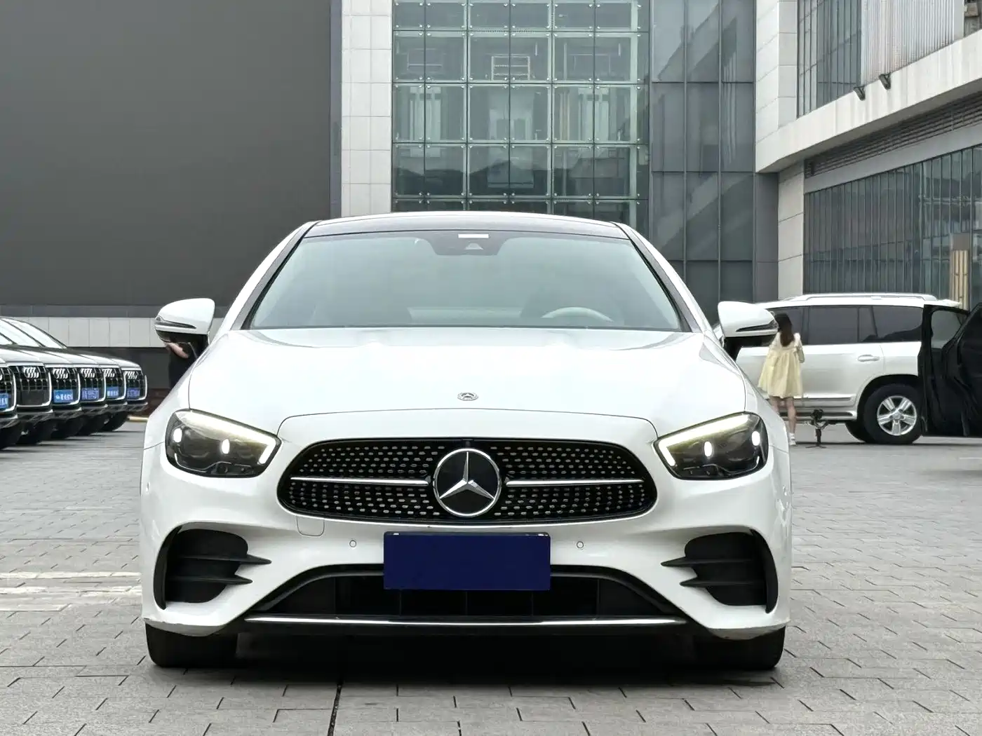 Mercedes-Benz E-Class (Import) 2021 E 300 Coupe фото 2