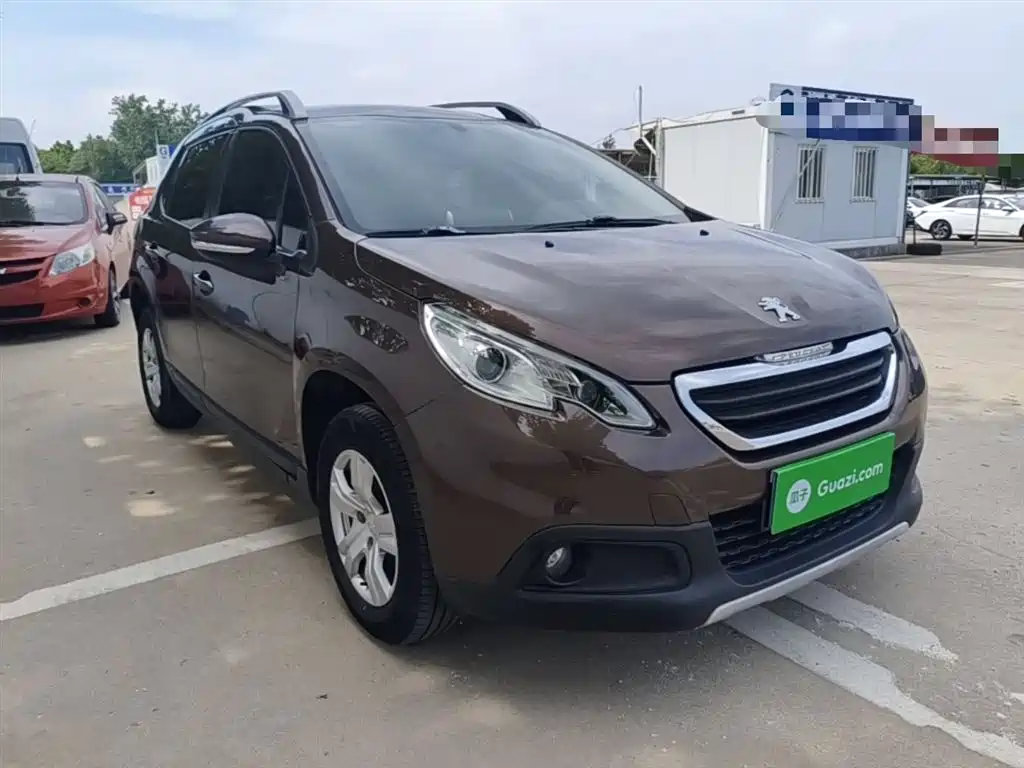 Peugeot 2008 2015 1.6L Automatic Cool Edition фото 4