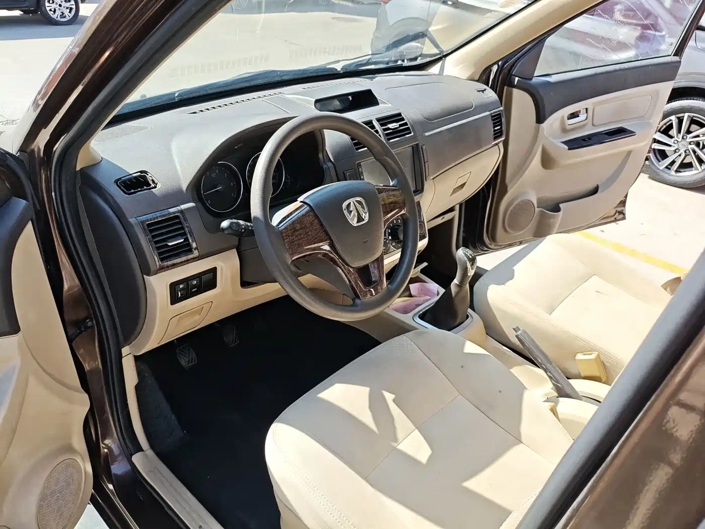 Фото 8 - BAIC Weiwang M20