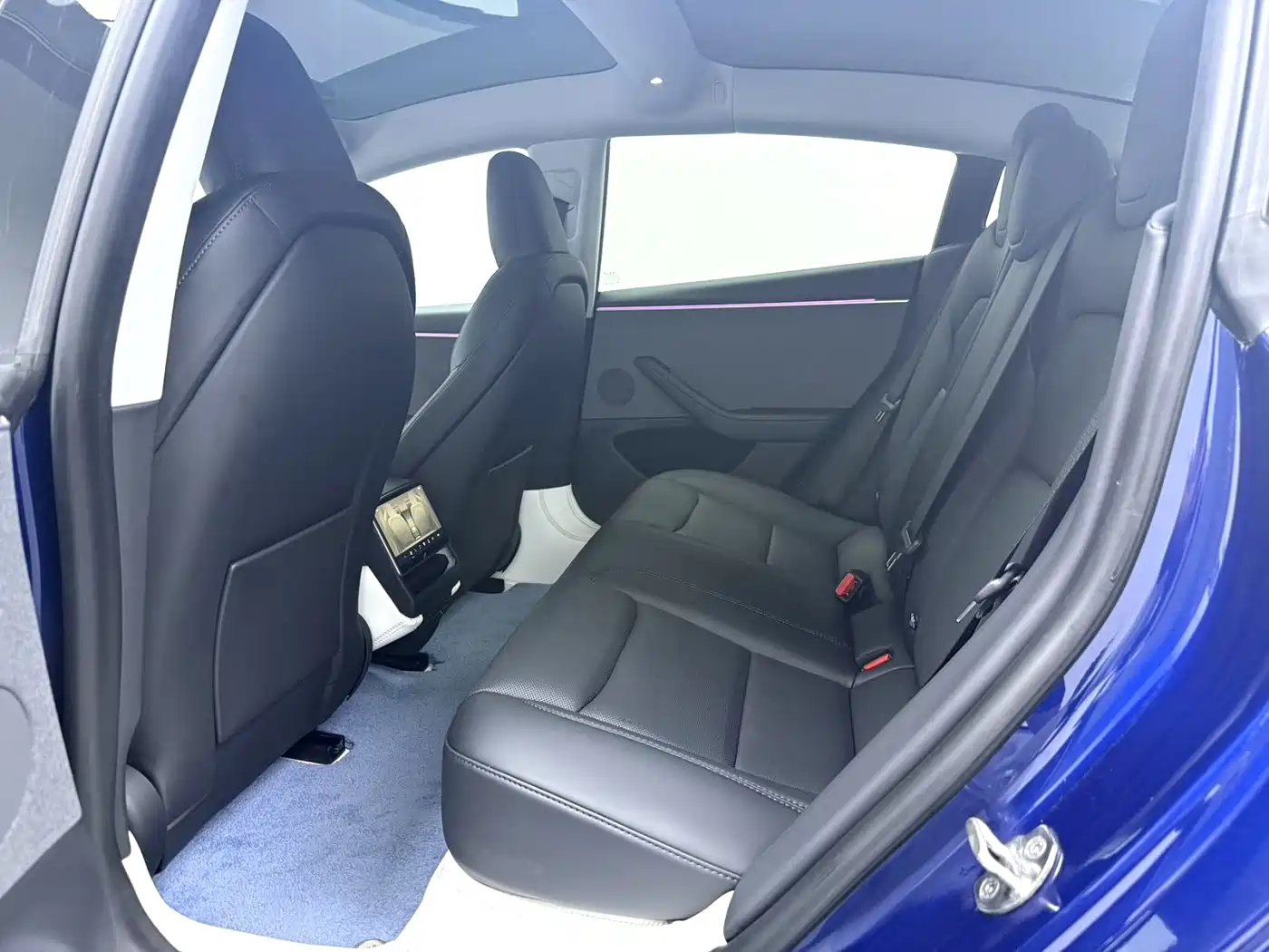 Фото 7 - Tesla Model 3