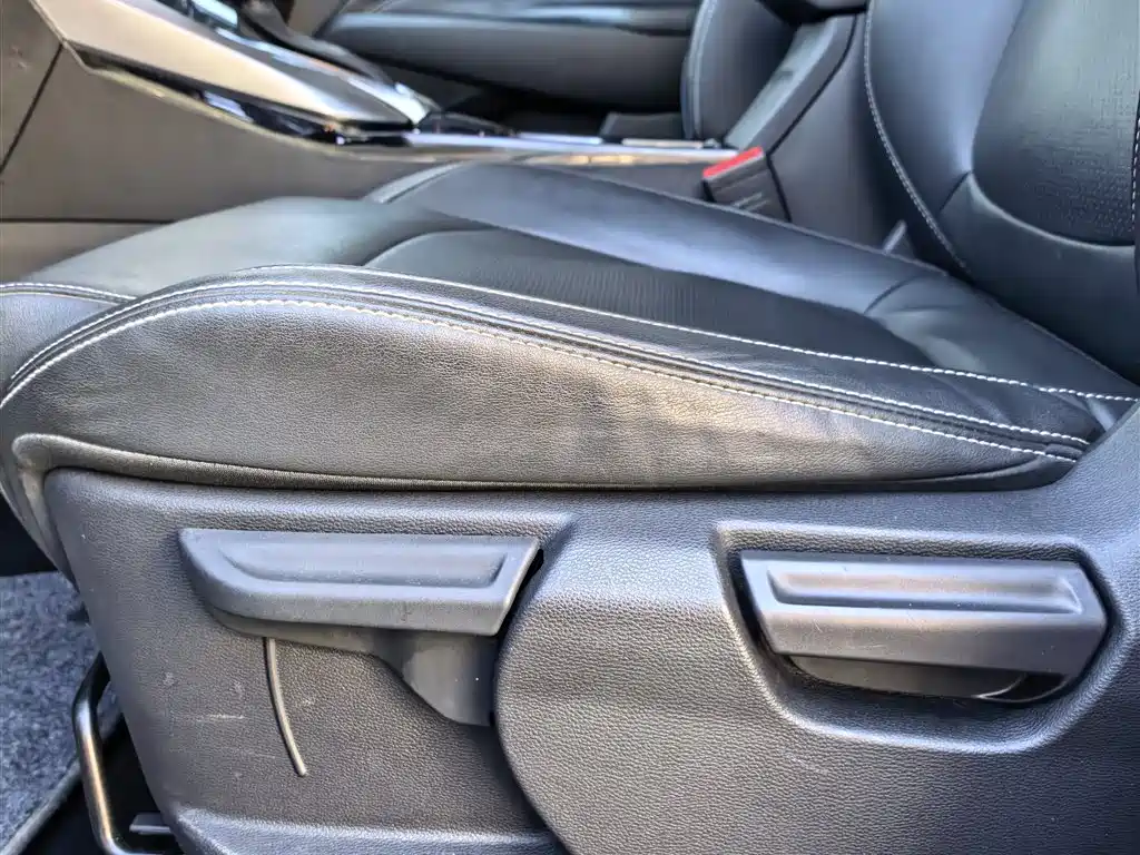 SAIC Maxus Maxus G50 2019 1.5T Automatic Elite Edition China VI фото 14