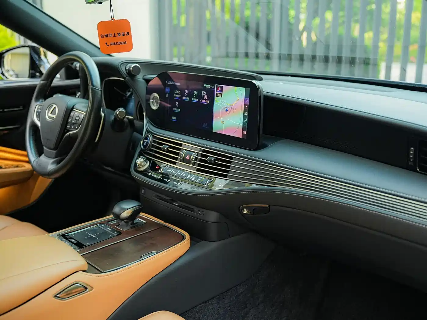 Lexus LS 2021 500h Excellence Edition фото 11