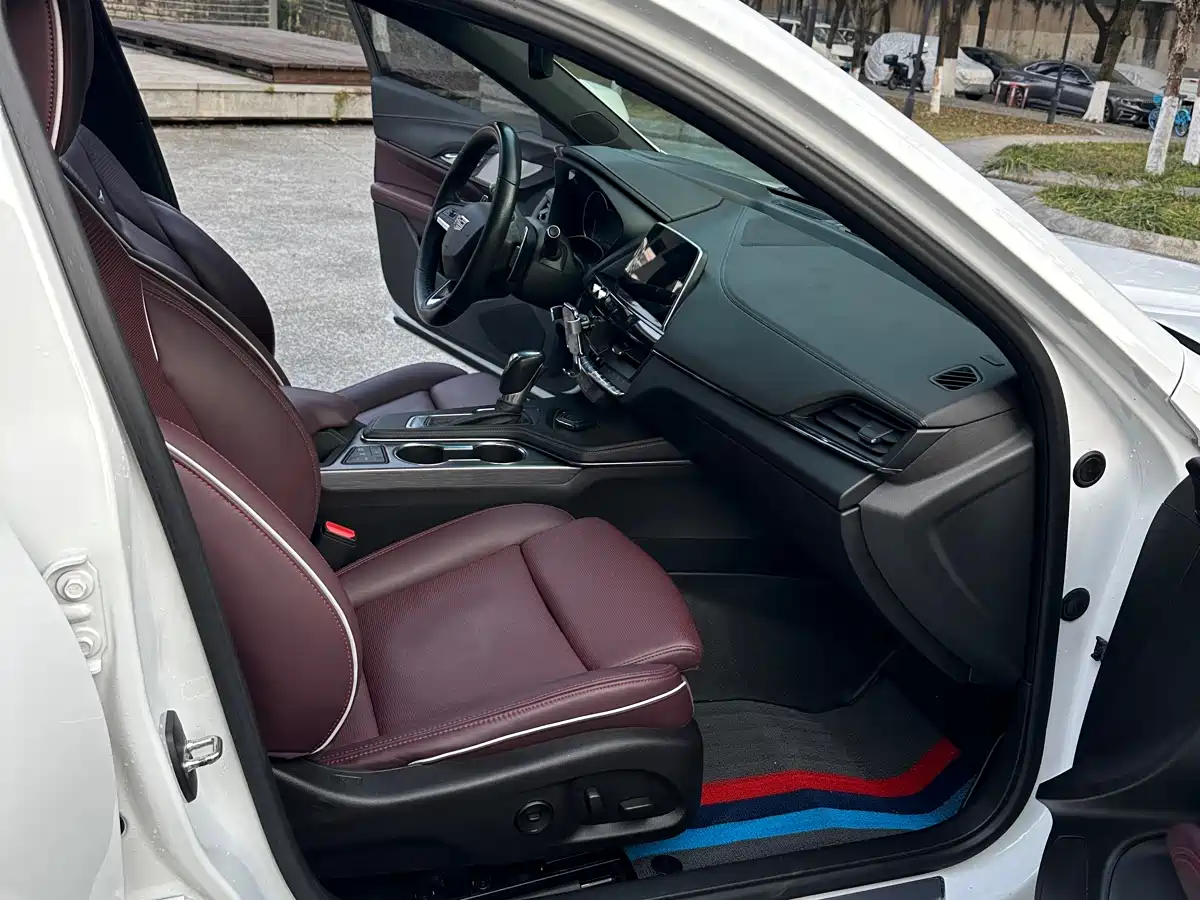 Cadillac CT4 2020 28T Elite фото 13