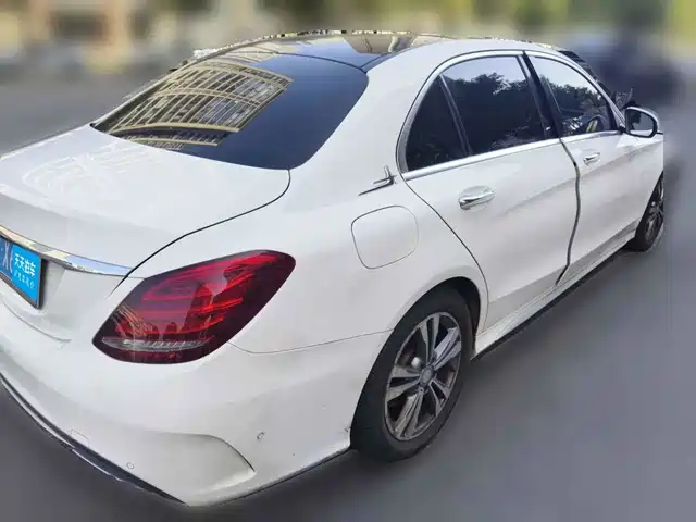 Mercedes-Benz C-Class 2016 C 200 L Sport — фото 2
