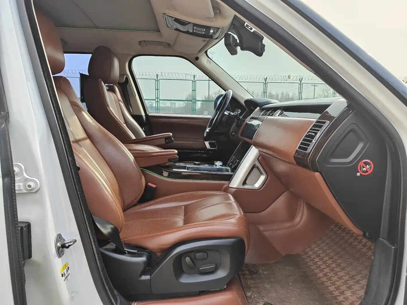Land Rover Range Rover 2015 3.0 TDV6 Vogue фото 10