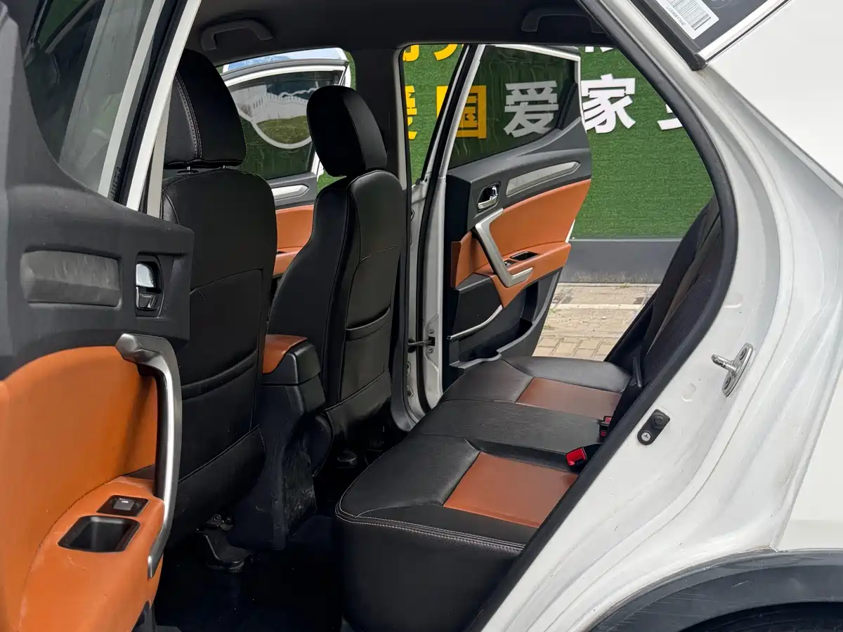 JAC Motors Refine S3 2015 2014 1.5L Manual Luxury Smart