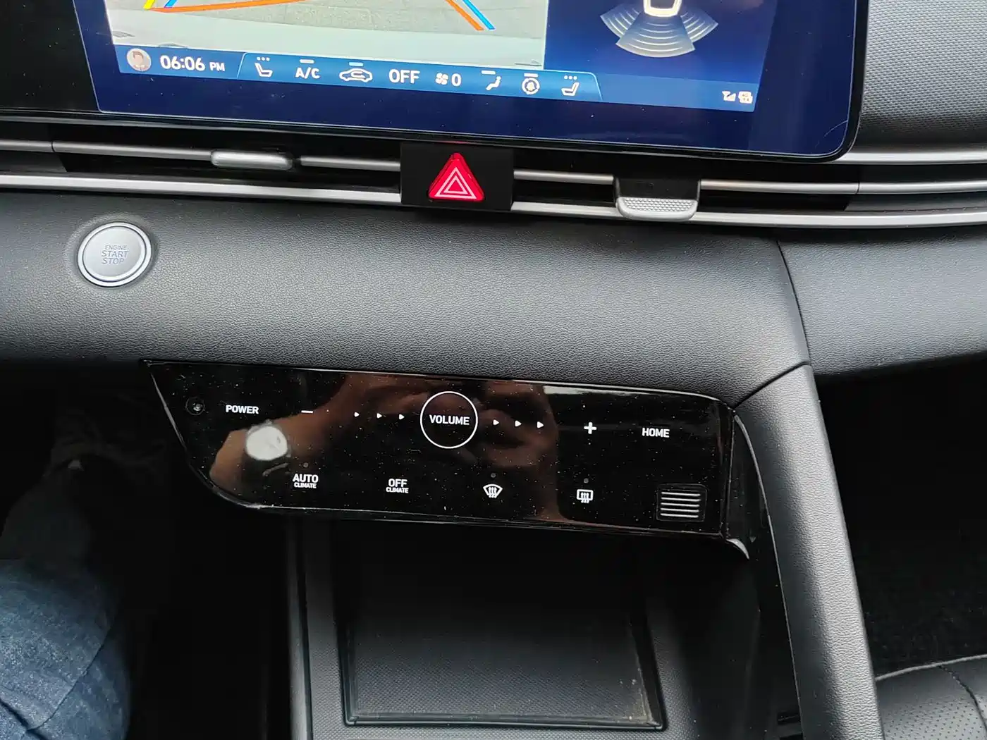 Hyundai Elantra 2022 1.5L CVT GLS Leading Edition фото 9