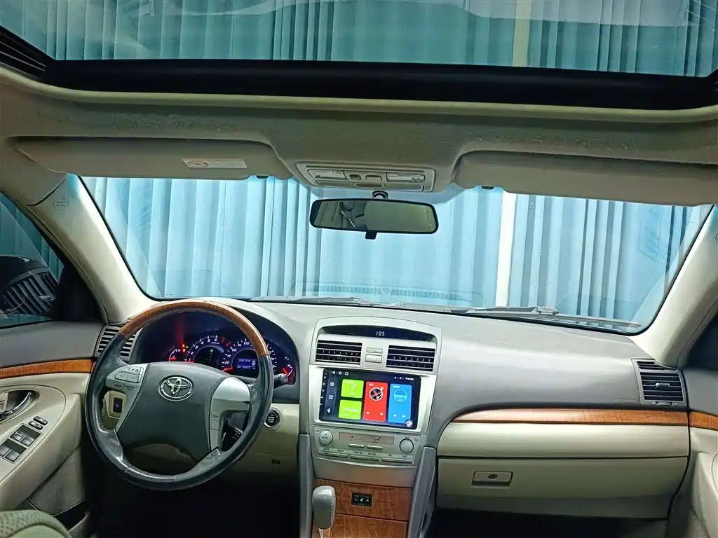 Toyota Camry 2010 240G Luxury Edition фото 5