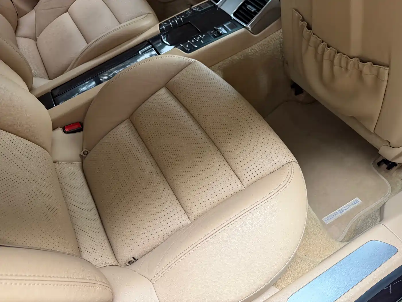 Porsche Panamera 2014 Panamera 3.0T фото 15